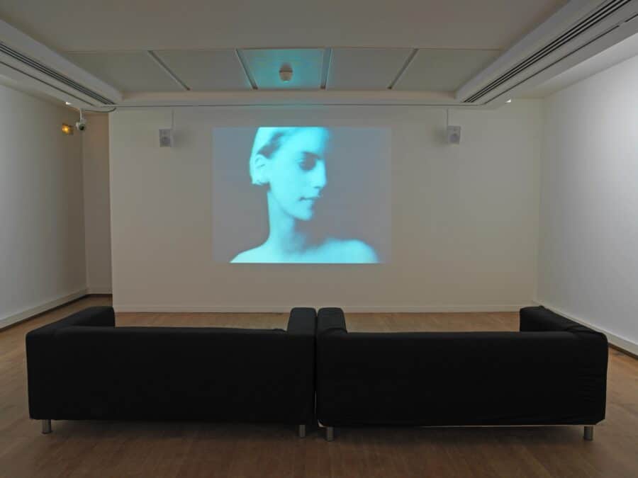 Vue de l'exposition L'Art de Lee Miller