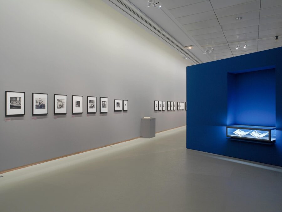 Vue de l'exposition L'Art de Lee Miller