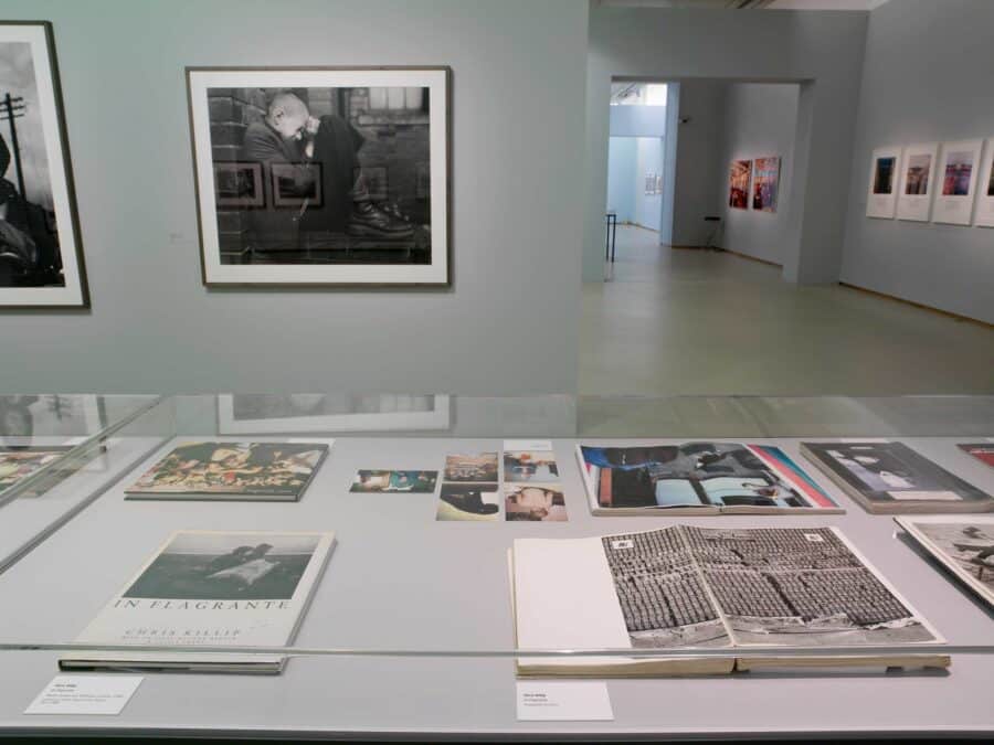 Vue de l'exposition Planète Parr. La collection de Martin Parr