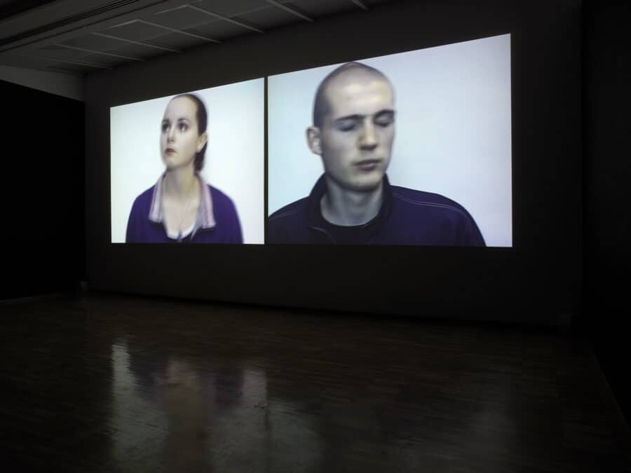 Vue de l'exposition Rineke Dijkstra, photographies et vidéos, 1991-2004