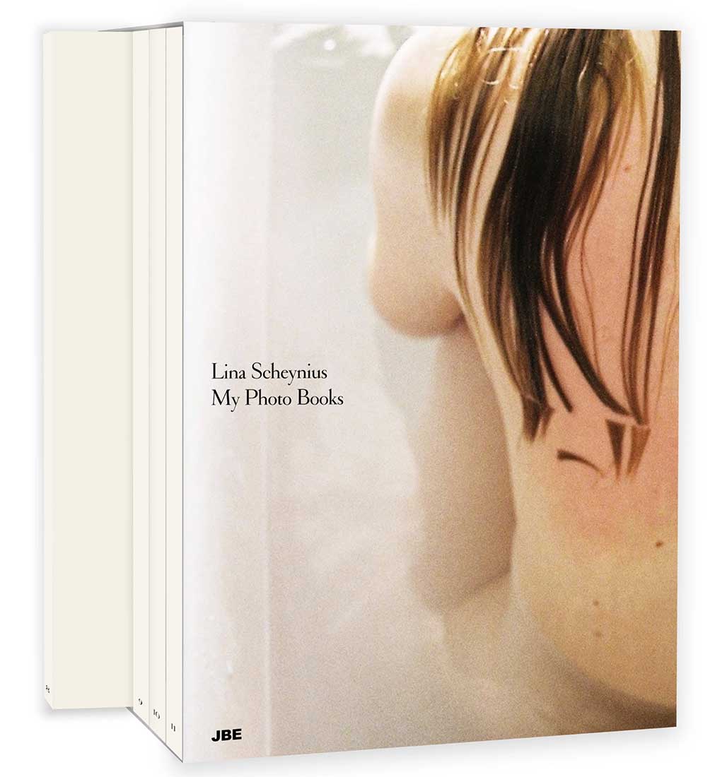 Lina-Books-ZOOM