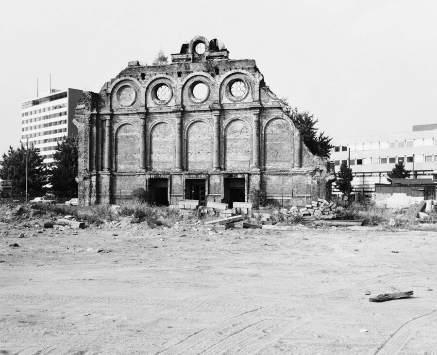 Sans titre Berlin-Kreuzberg. Stadtbilder [Berlin-Kreuzberg. Vues urbaines]