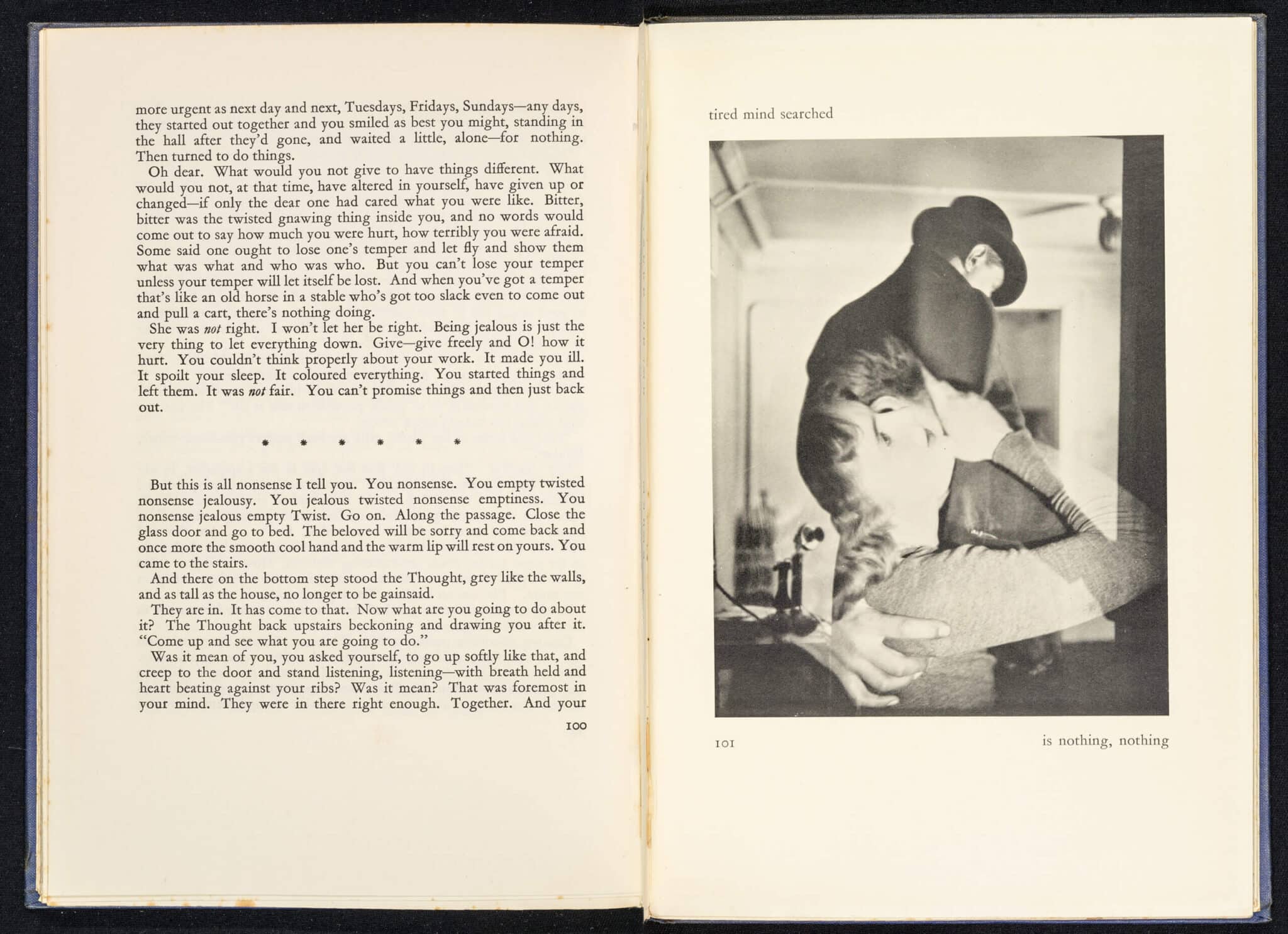 Lance Sieveking et Francis Bruguiere, <em>Beyond This Point</em>, Duckworth, Londres, 1929. Courtesy University of St Andrews Library, Écosse & Nick Sieveking.