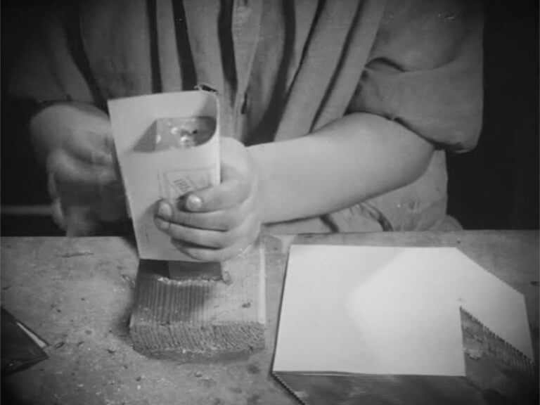 Dziga Vertov (1895, Pologne - 1954, URSS), <i></noscript>Chelovek s kinoapparatom</i> (<i>L'Homme à la caméra</i>), 80 minutes, muet, Union soviétique, 1929