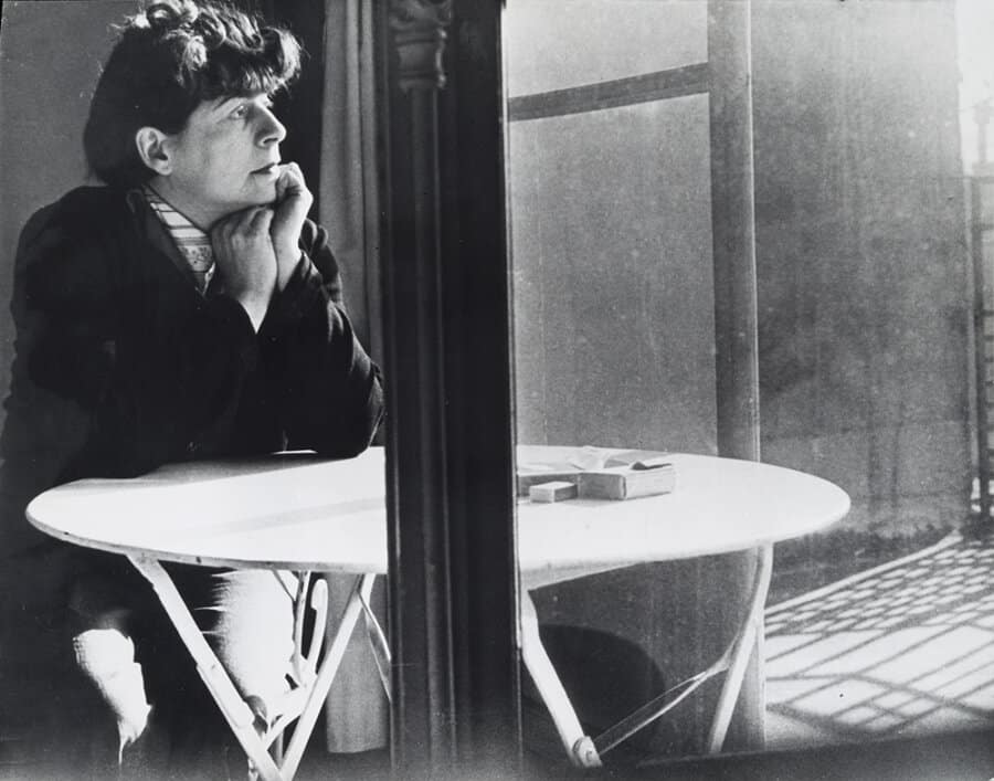 Florence Henri, Autoportrait, 1938. Épreuve gélatino-argentique d’époque, 22,7 x 28,7 cm. Florence Henri © Galleria Martini & Ronchetti