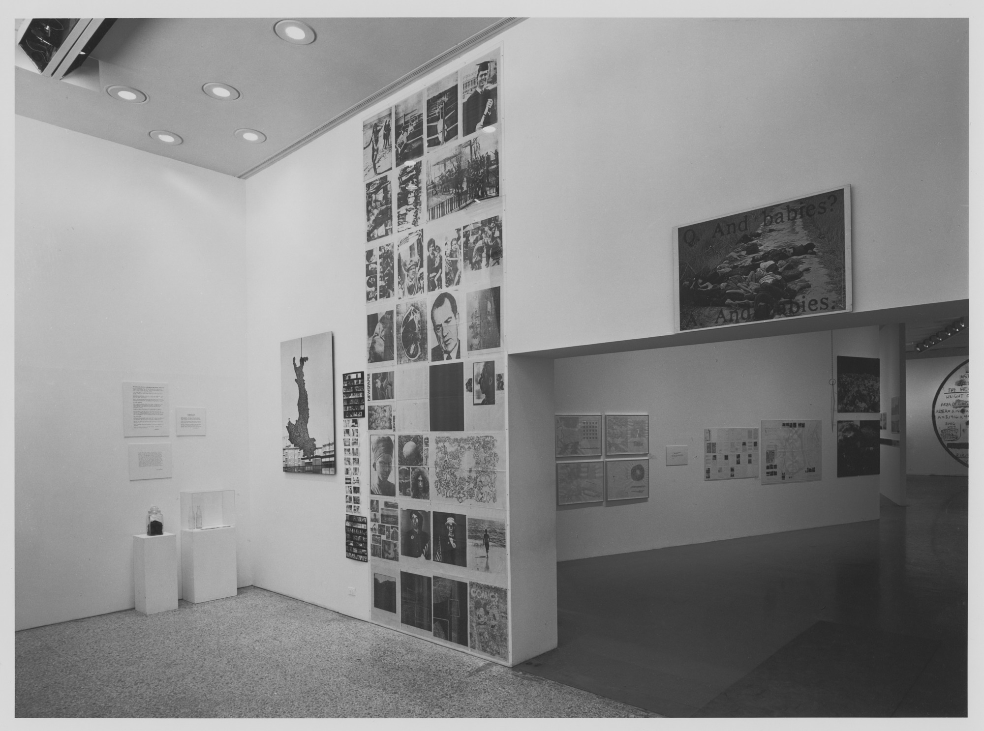 fig. 9 – Information,exhibition view, 07/02 – 09/20/1970. Archive photo. The Museum of Modern Art, Archives, New York. Photography by James Mathews.