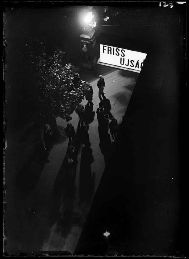 9a. Imre Kinszki, Friss újság (« Nouvelles fraîches »), 1932 © FSZEK