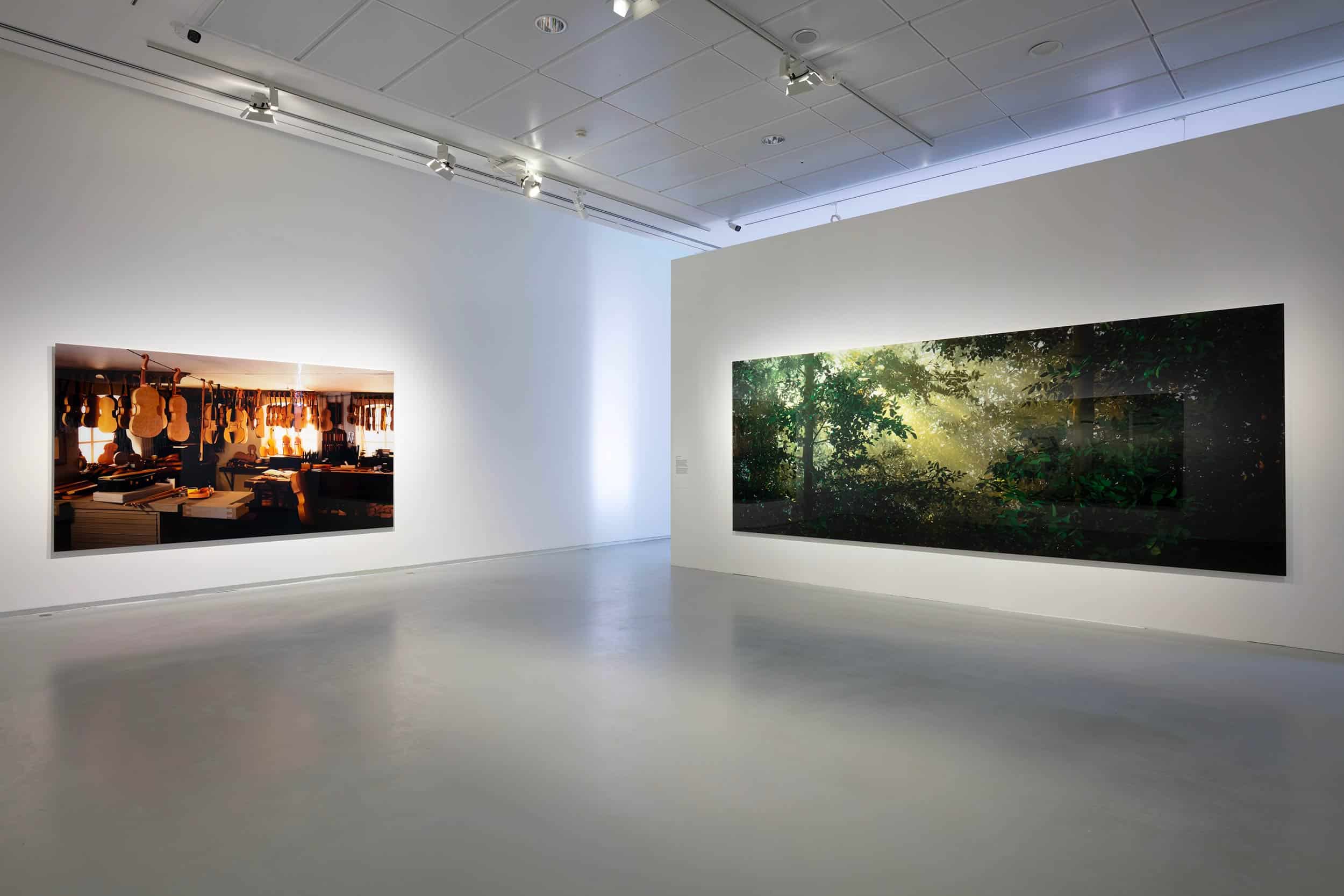 Vue de l'exposition <em>Thomas Demand. Le bégaiement de l'histoire</em>