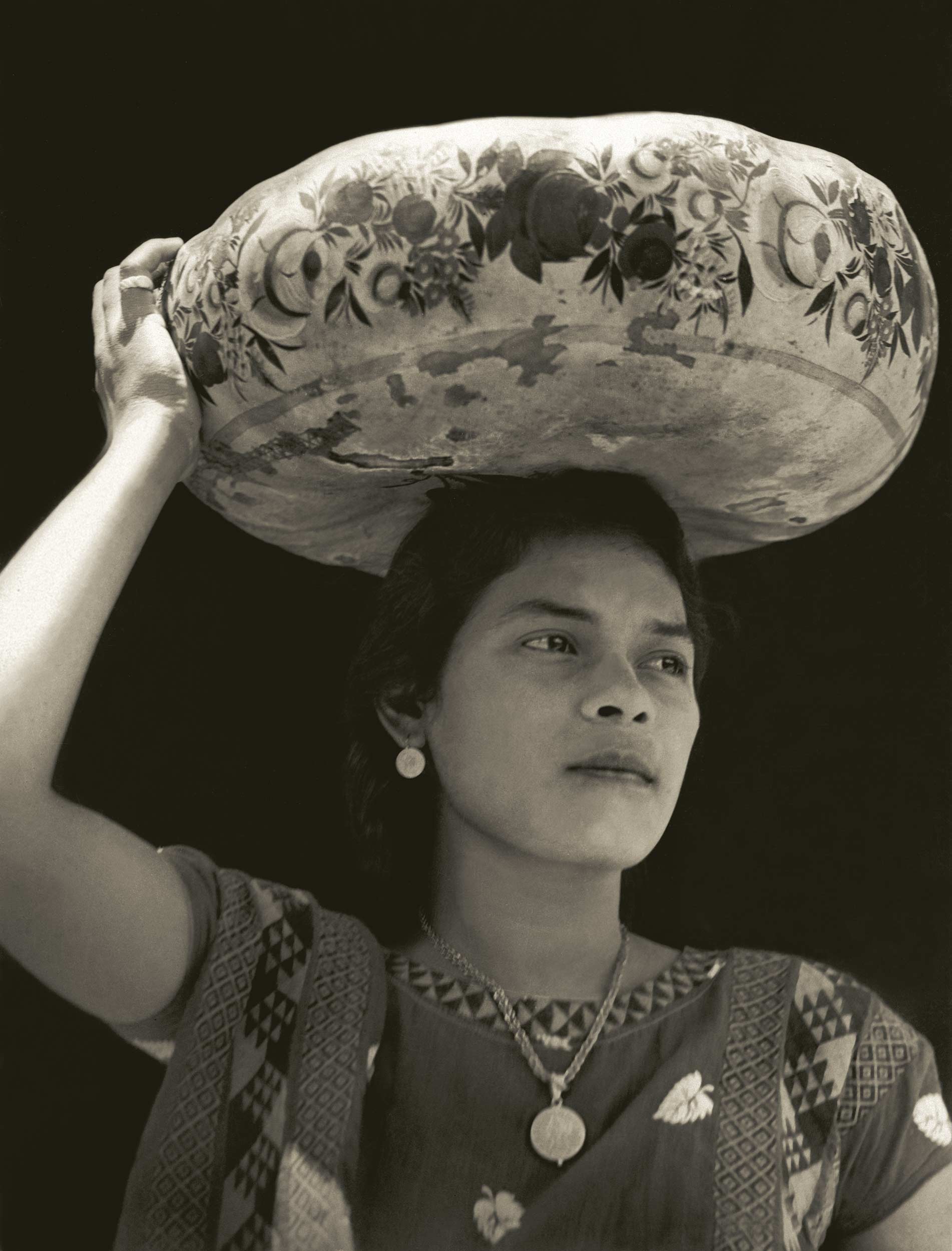 Woman of Tehuantepec (Carrying Jicalpextle),