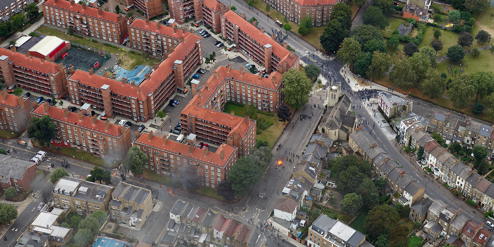 Stan Douglas London, 9 August 2011 (Pembury Estate), 2017 De la série, 2011 ≠ 1848