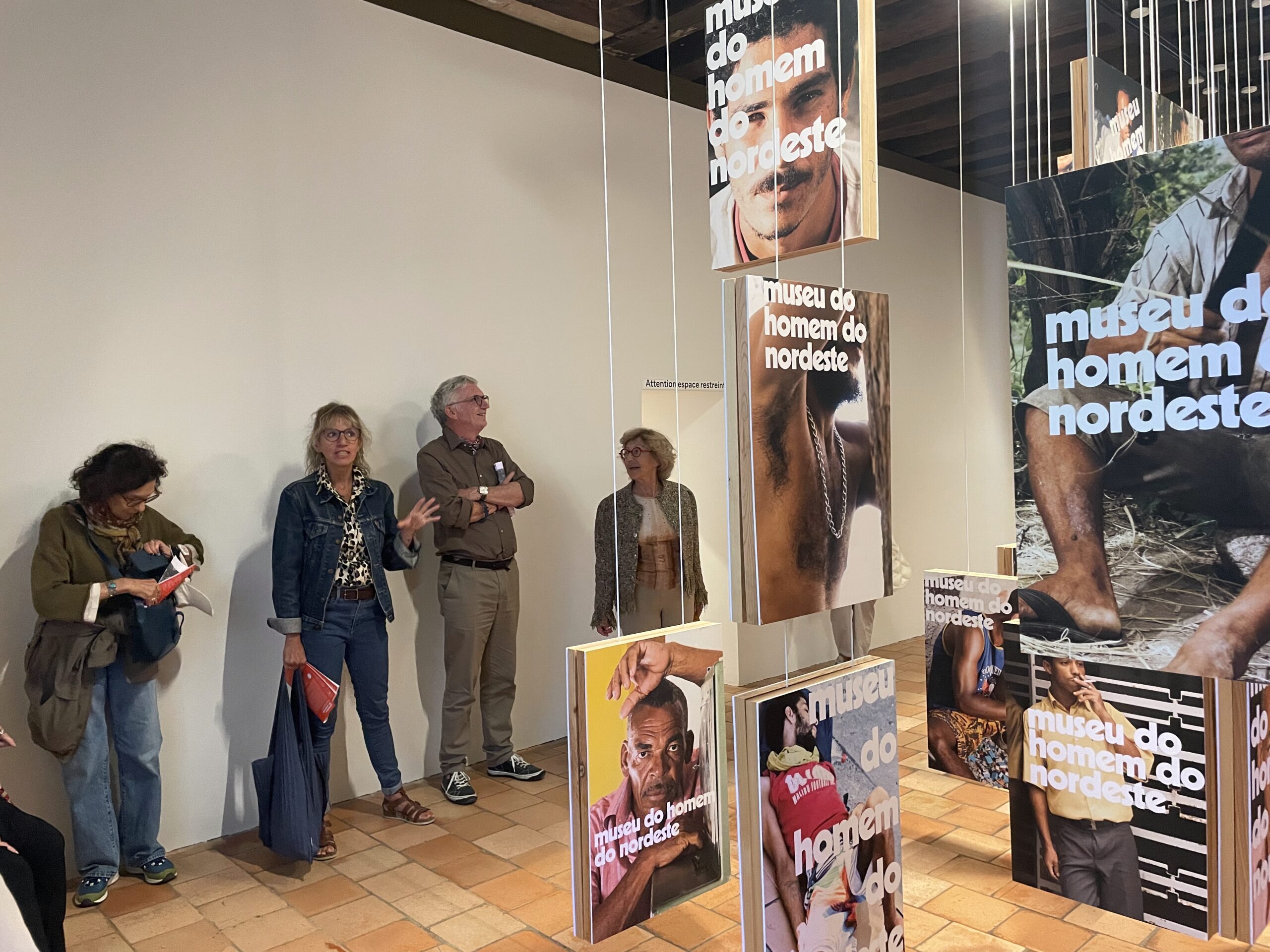 Visite de l’exposition de Jonathas de Andrade en compagnie de la commissaire Marta Ponsa – septembre 2025