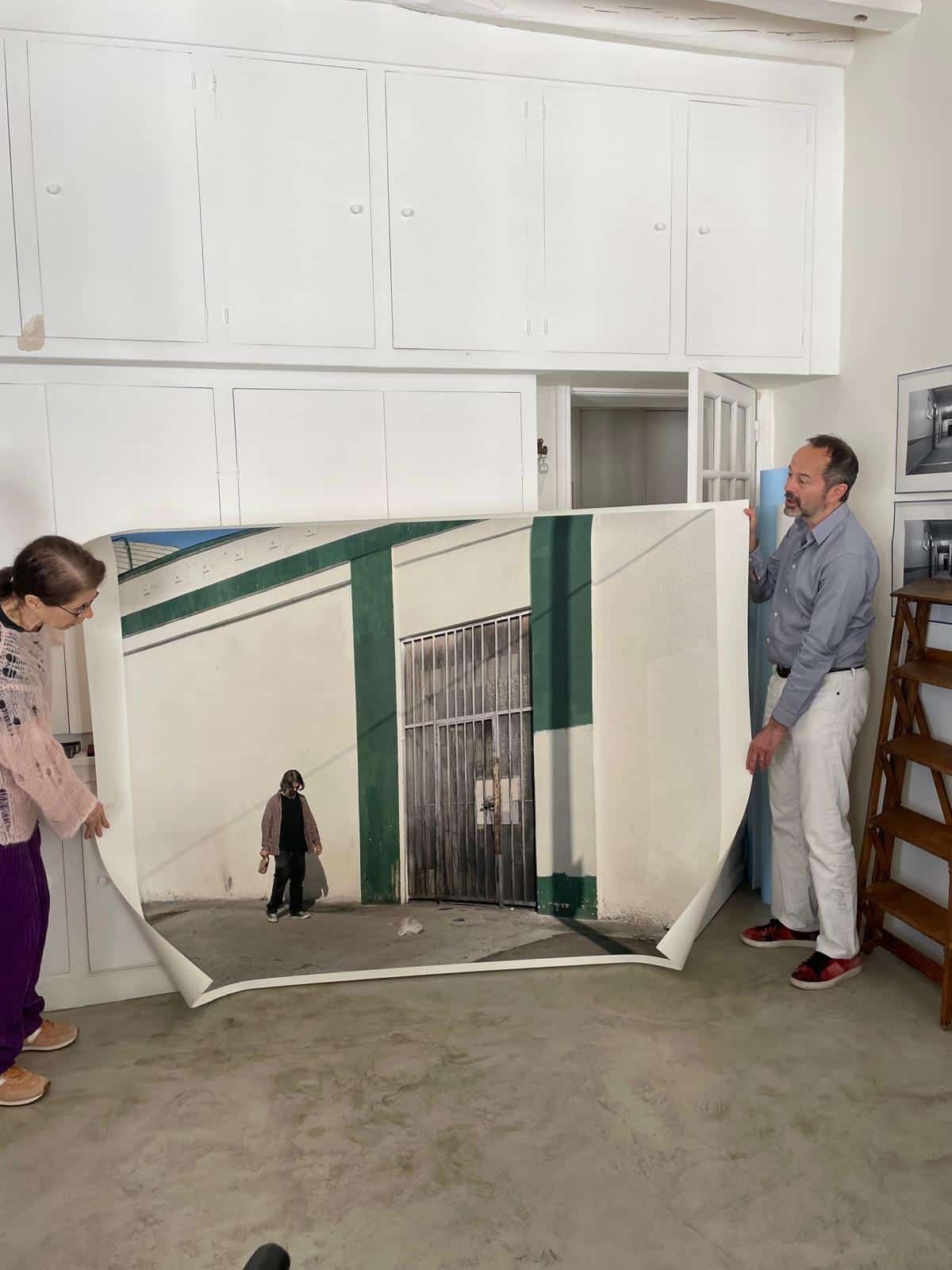 Visite du studio de Lise Sarfati en compagnie de Quentin Bajac – avril 2025