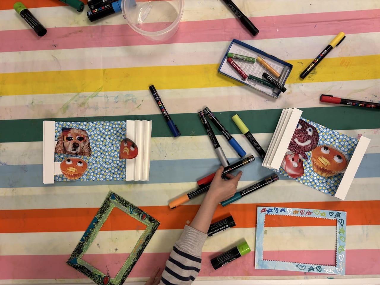 Photos des ateliers enfants autour de l’exposition Martin Parr.